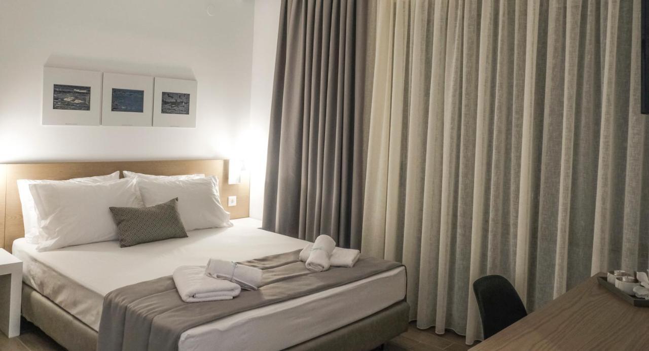 Hotel Vozina Metamorfosi  Luaran gambar