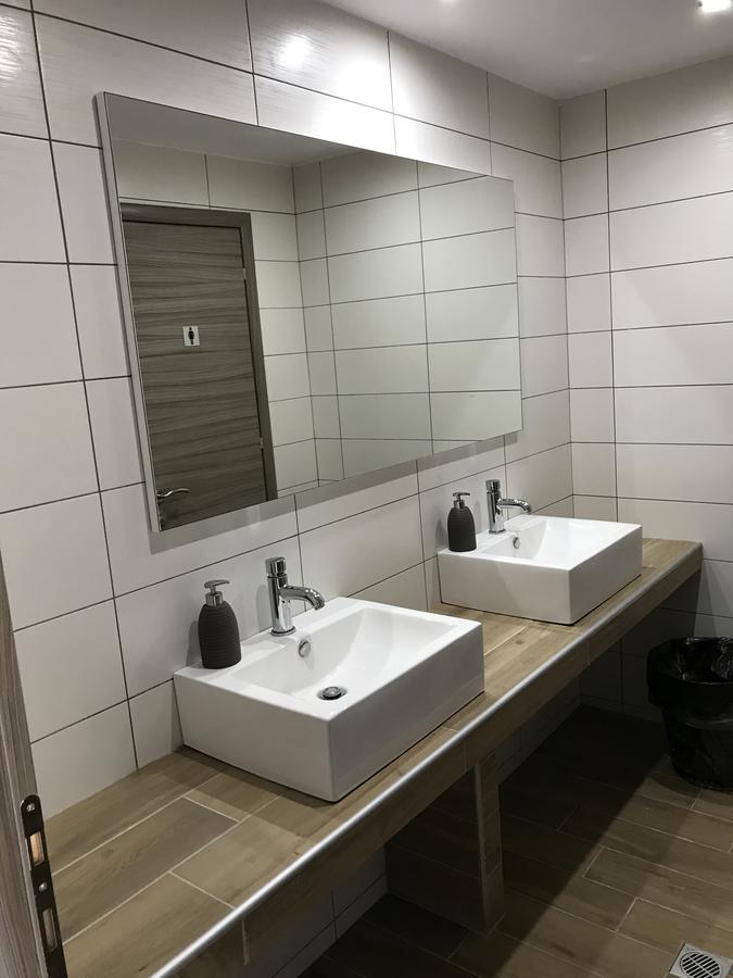 Hotel Vozina Metamorfosi  Luaran gambar