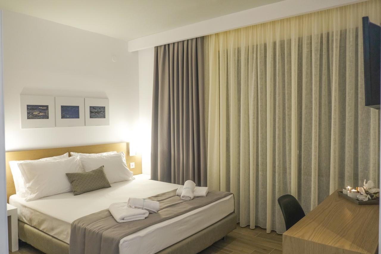 Hotel Vozina Metamorfosi  Luaran gambar