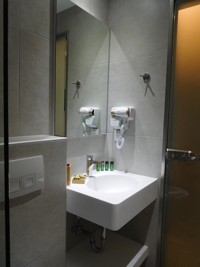 Hotel Vozina Metamorfosi  Luaran gambar